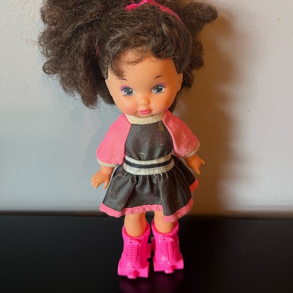 Vintage Mattel Wee Little Miss Roller Skater Doll - Picture 2 of 12